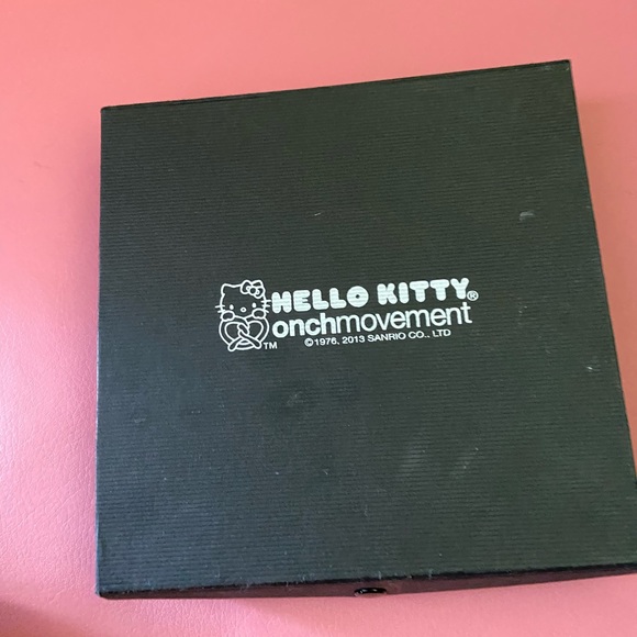 Hello kitty onch Movement collaboration necklace - Picture 4 of 4